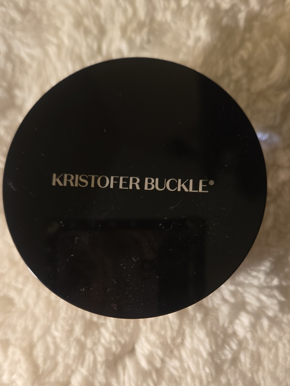 Kristofer Buckle Translucent Loose Setting Powder